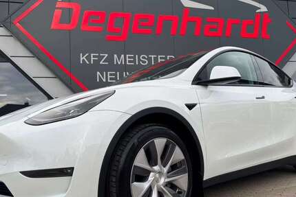 Tesla Model Y 23.842 km 37.990 &euro; Mönchhagen 18182