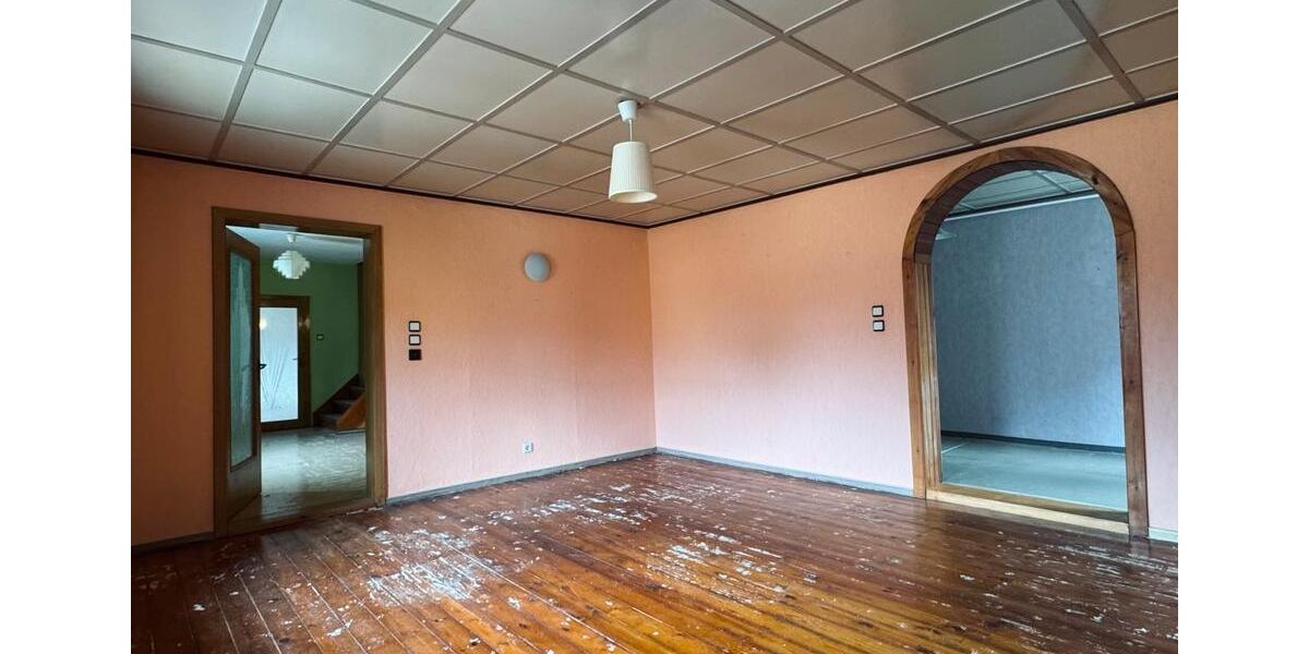 Mehrfamilienhaus, Wohnhaus Querfurt - 10 Zimmer, 196 m&sup2;, 198.000&euro; | Angebot:26705709