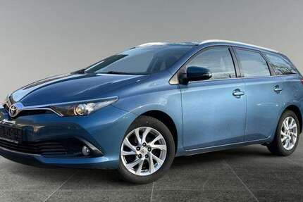 Toyota Auris 154.614 km 9.990 &euro; Kirschweiler 55743