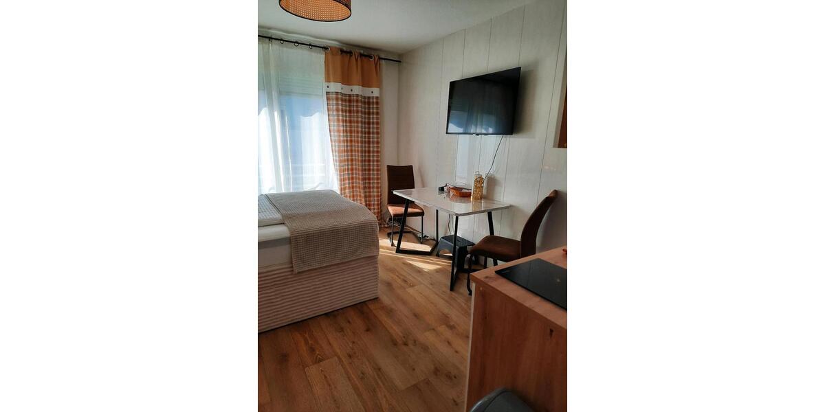 Etagenwohnung Augsburg Haunstetten-Siebenbrunn - 1 Zimmer, 24 m&sup2;, 685&euro; | Angebot:26225311