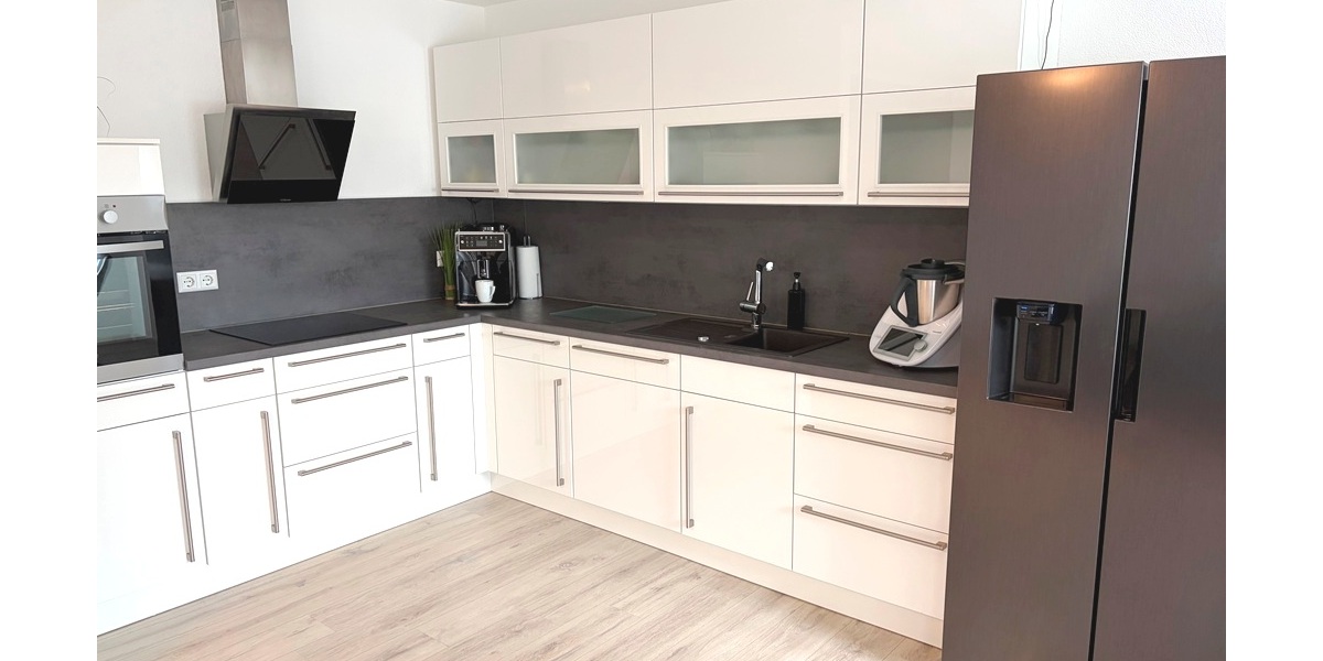 Modern wohnen im Herzen von Uhingen: 4,5 Zimmer (BJ 2017) im 2. OG + Stellplatz - 4.5 Uhingen Uhingen | Angebot:26331970