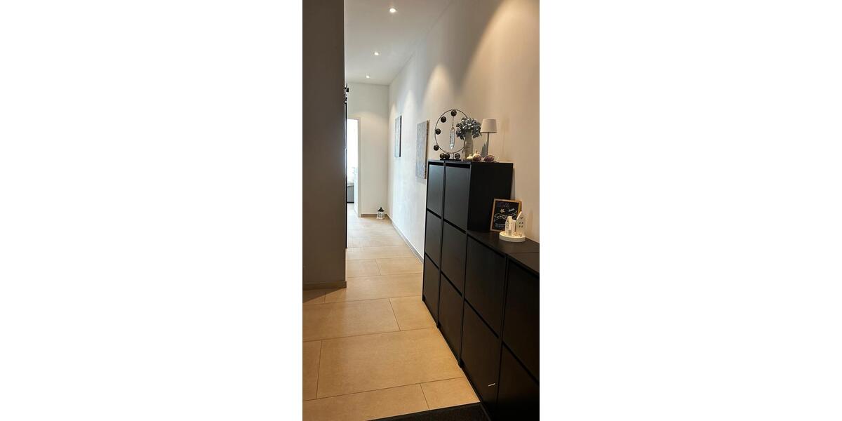Etagenwohnung Adelzhausen - 5 Zimmer, 151 m&sup2;, 2.000&euro; | Angebot:26682590