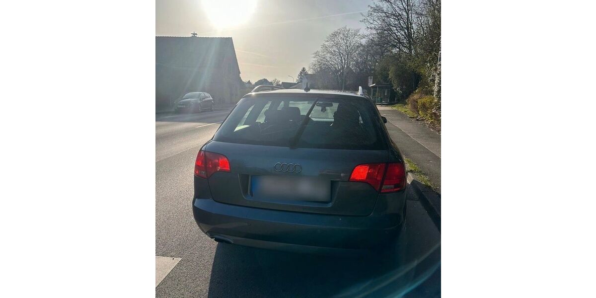 Audi A4 260.000 km 2.500 &euro; Leverkusen 51381