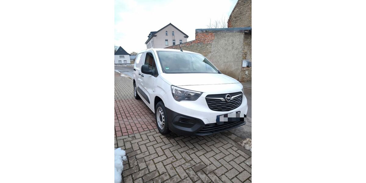 Opel Combo 65.000 km 11.000 &euro; Borne 39435