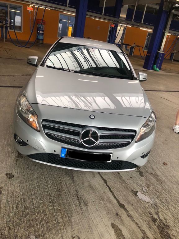 Mercedes-Benz A 180 180.000 km 8.888 € Tuntenhausen 83104