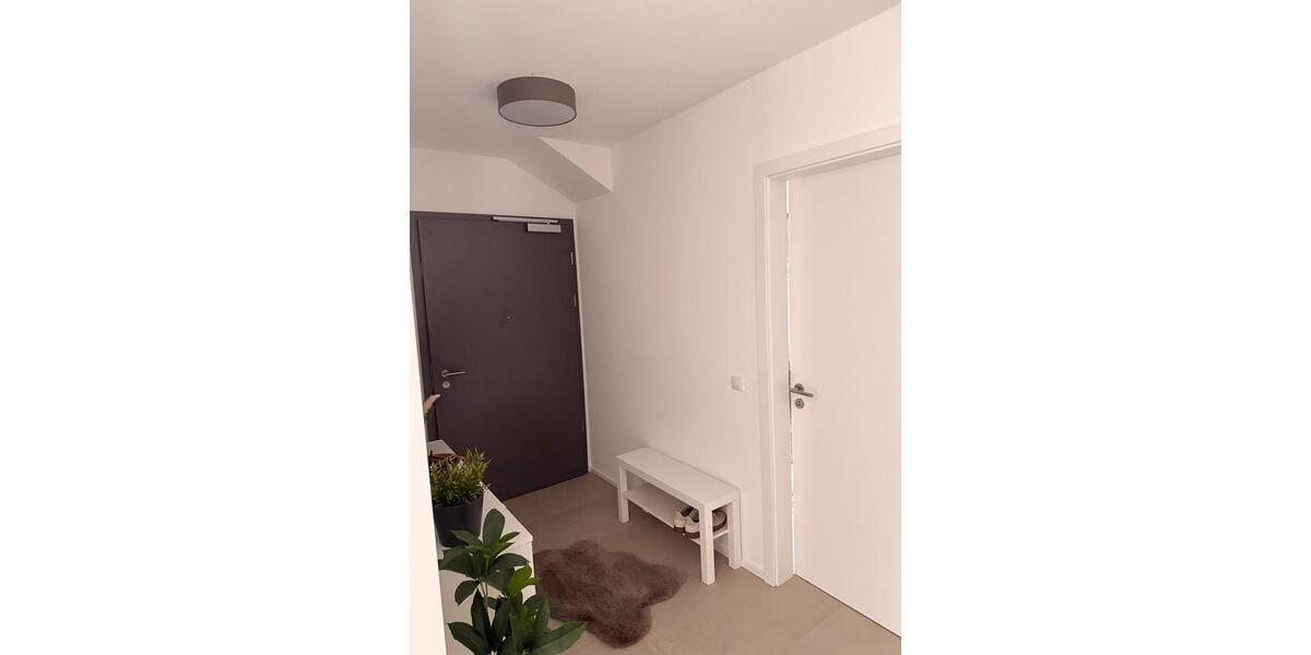 Dachgeschoßwohnung Breitscheid - 2 Zimmer, 73 m&sup2;, 690&euro; | Angebot:26651638