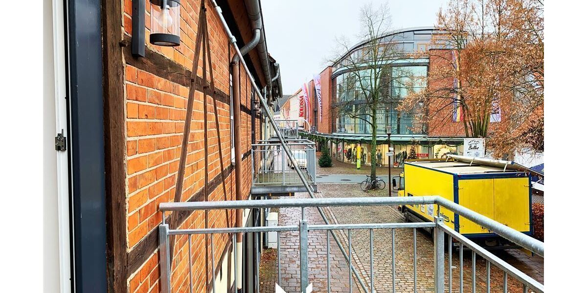 Beste Altstadtlage. Topsanierte Whg m. toller EBK u. hoher energetischer Ausbaustufe - Maisonettenwohnung Nienburg (Weser) | Angebot:25594842