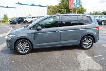 VW Touran 4.000 km 35.990 &euro; Leingarten 74211