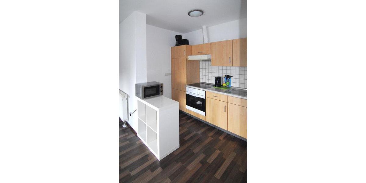 Dachgeschoßwohnung Zwickau - 2 Zimmer, 51 m&sup2;, 360&euro; | Angebot:26071738