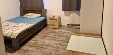 1 Zimmer Möbliert mit Dusche WC WLAN 1 Stock in Rheinau 77866