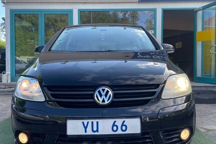 VW Golf 207.000 km 1.090 &euro; Marktrodach 96364