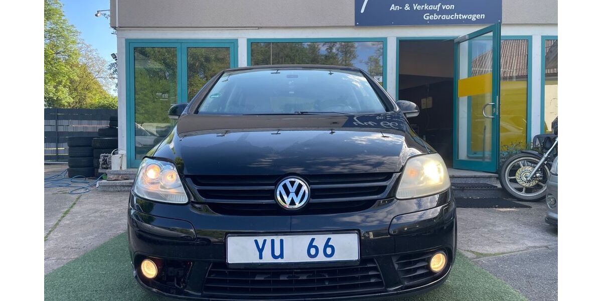 VW Golf 207.000 km 1.090 &euro; Marktrodach 96364