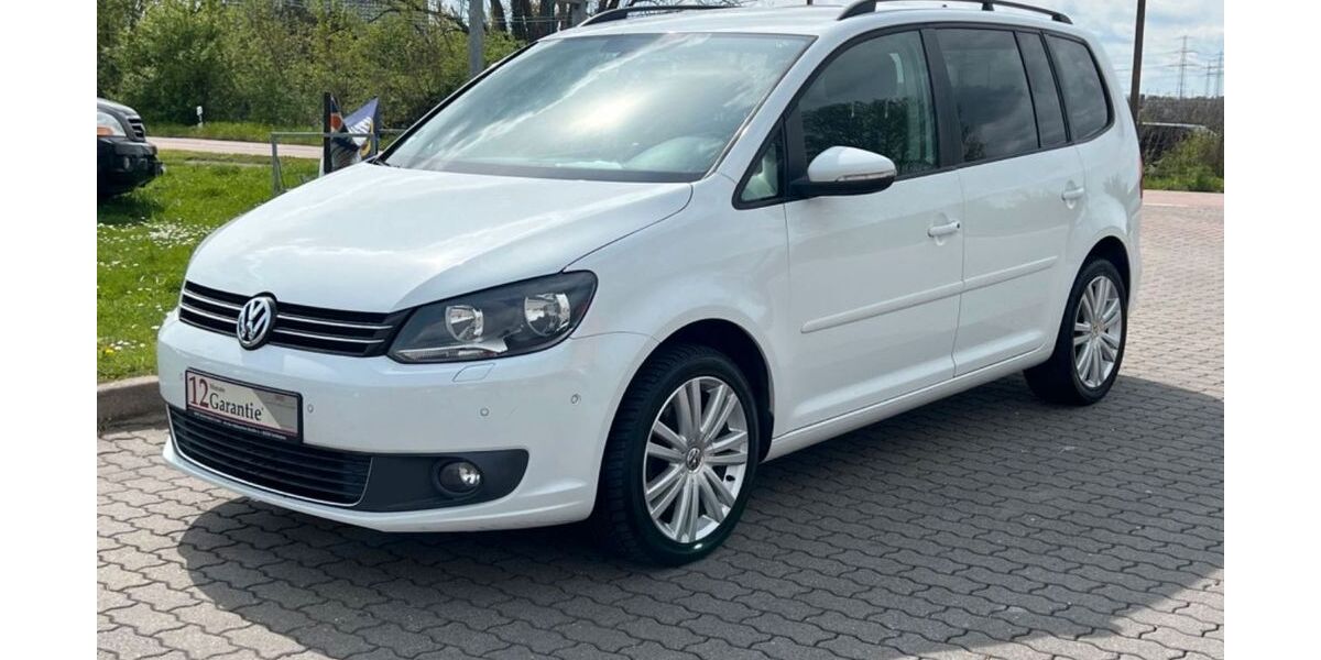 VW Touran 160.300 km 10.999 &euro; Schkopau 06258