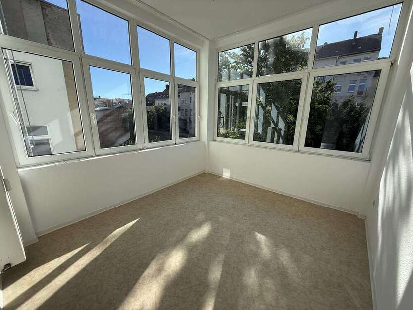 Wohnung zum Mieten in Görlitz 330 € 66.15 m²