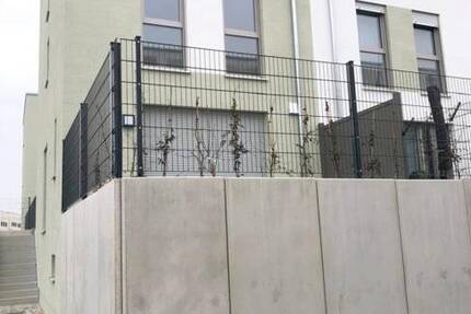 Haus Regensburg Konradsiedlung-Wutzlhofen - 5 Zimmer, 119 m&sup2;, 1.800&euro; | Angebot:26028532