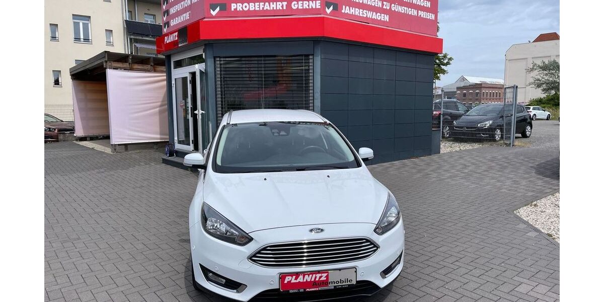 Ford Focus 99.227 km 9.299 &euro; Leipzig 04229