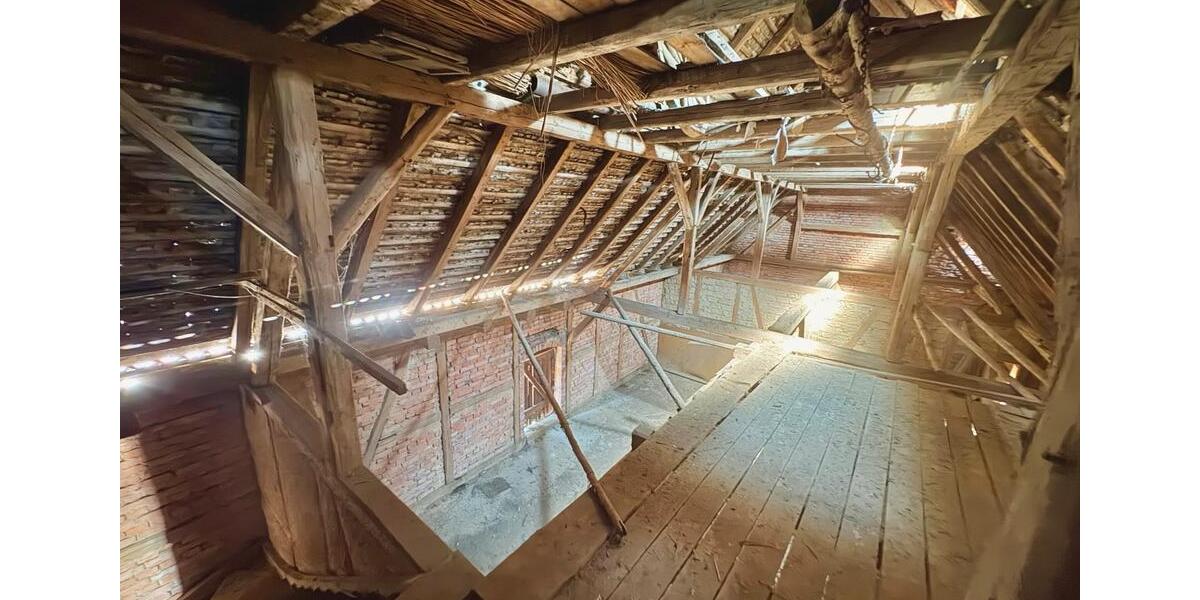 Bauernhaus, Landhaus Apolda - 8 Zimmer, 148 m&sup2;, 225.000&euro; | Angebot:27244739