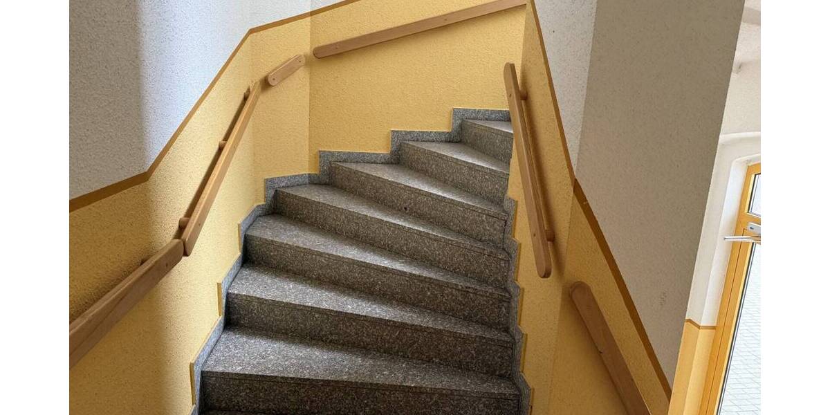 Etagenwohnung Zwickau Bahnhofsvorstadt - 1 Zimmer, 52 m&sup2;, 47.000&euro; | Angebot:25837764