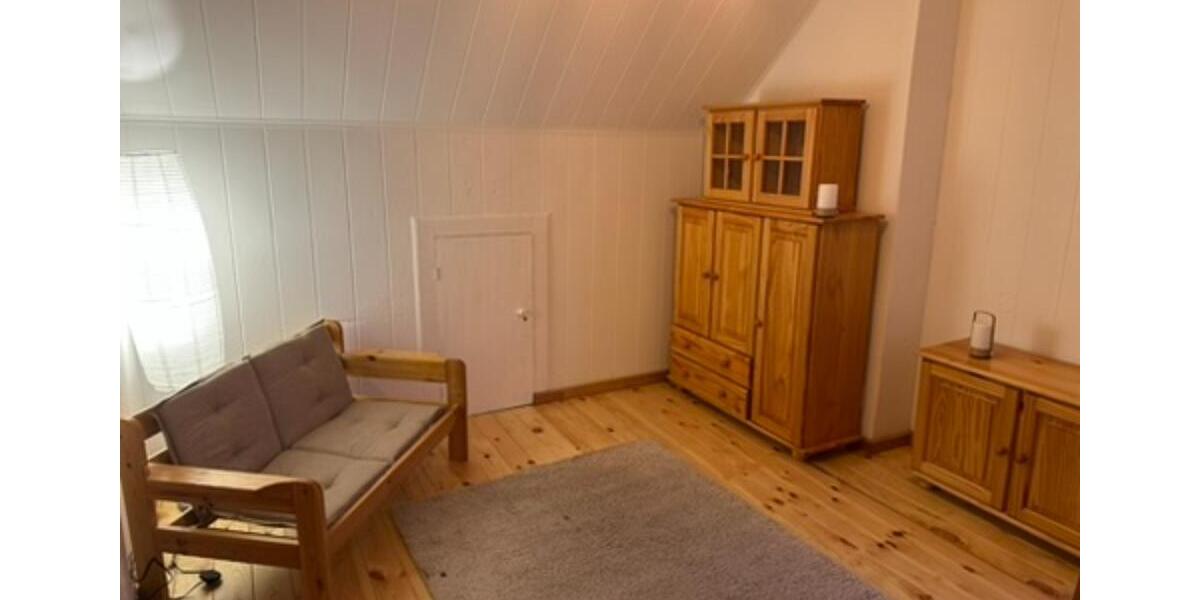 Dachgeschoßwohnung Bad Belzig - 2 Zimmer, 25 m&sup2;, 300&euro; | Angebot:24841012