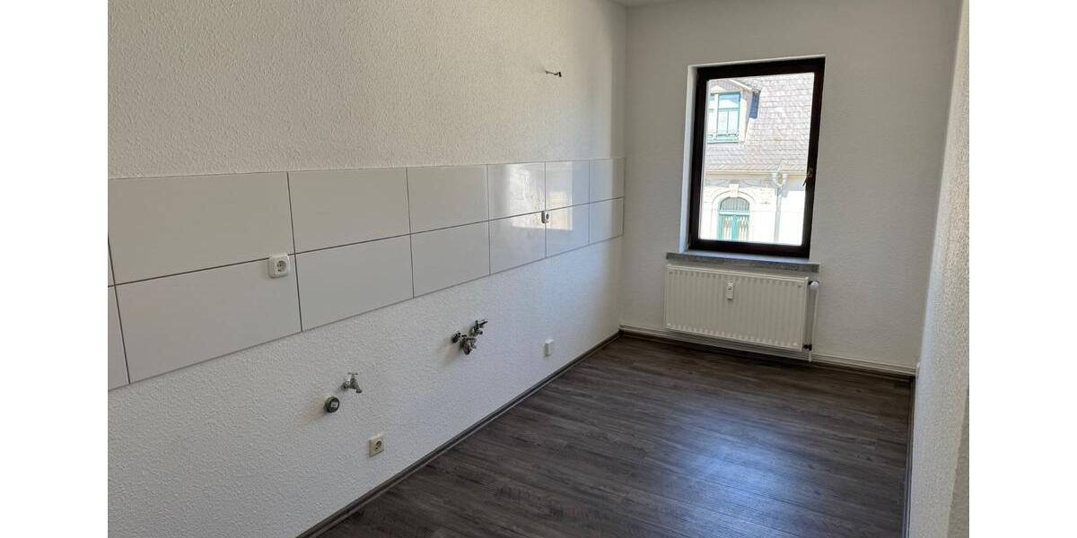 Erdgeschoßwohnung Halle (Saale) Damaschkestraße - 2 Zimmer, 67 m&sup2;, 469&euro; | Angebot:26428996
