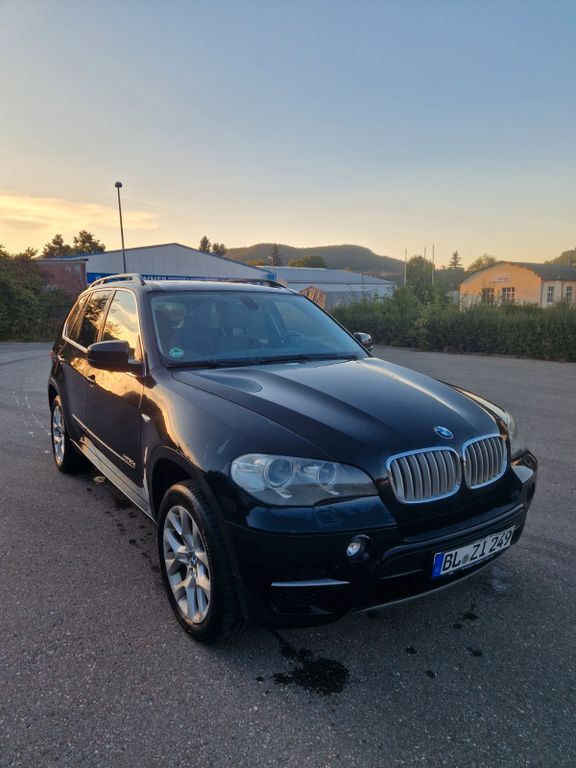 BMW X5 259.000 km 11.000 € Winterlingen 72474