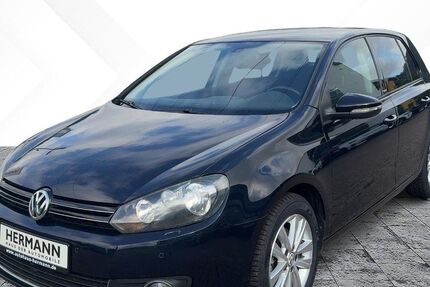 VW Golf 125.901 km 6.687 &euro; Höxter 37671