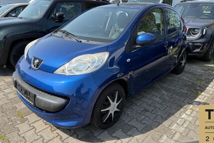 Peugeot 107 99.999 km 4.989 € Speyer 67346