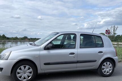 Renault Clio 98.900 km 1.939 &euro; Fürth 90766