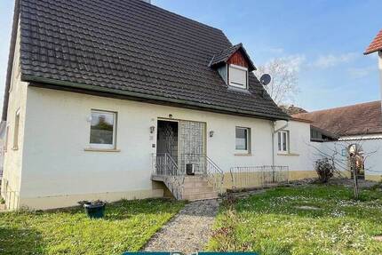 Haus Neuenburg am Rhein Steinenstadt - 5 Zimmer, 100 m&sup2;, 280.000&euro; | Angebot:26261513