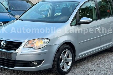 VW Touran 256.000 km 3.999 &euro; Lampertheim 68623
