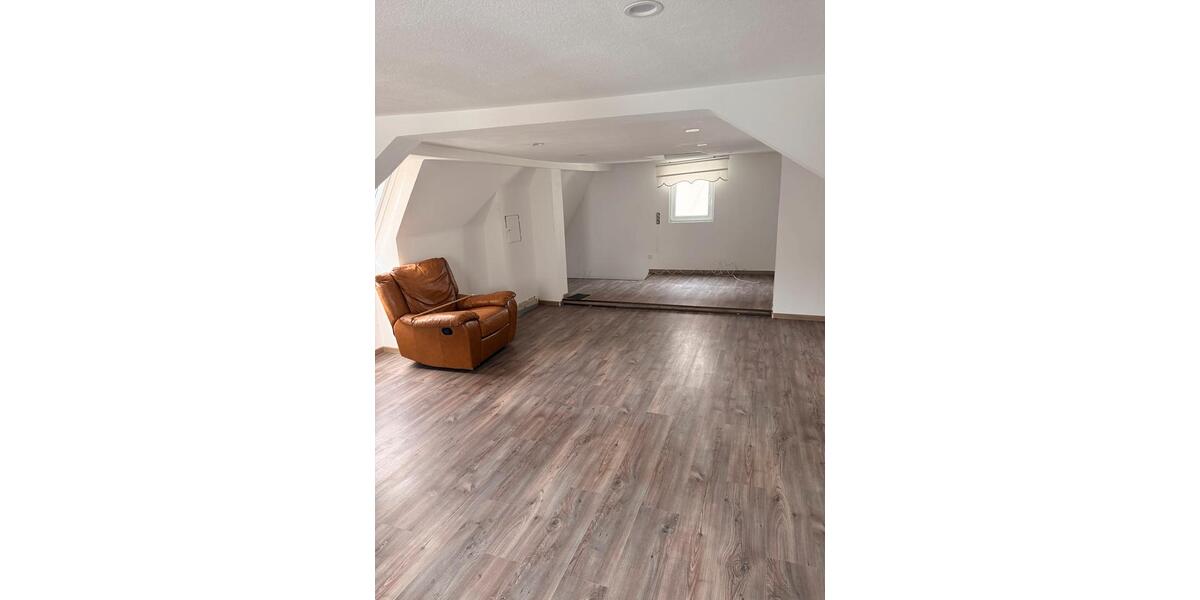 Reihenhaus Giengen an der Brenz - 8 Zimmer, 200 m&sup2;, 479.000&euro; | Angebot:26429111