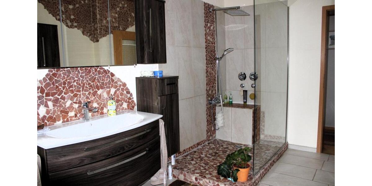 Terrassenwohnung Genthin - 4 Zimmer, 120 m&sup2;, 70.000&euro; | Angebot:25993826