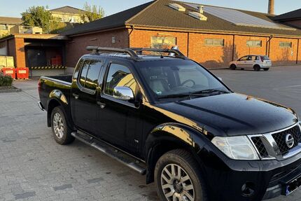 Nissan Navara 270.000 km 7.250 &euro; Detmold 32756