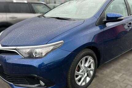 Toyota Auris 46.000 km 15.800 &euro; Berlin-Spandau 13585