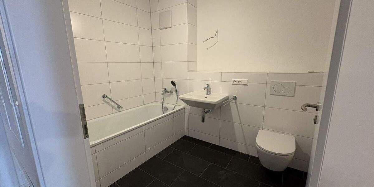 Etagenwohnung Aalen-Wasseralfingen Wasseralfingen - 3 Zimmer, 82 m&sup2;, 1.065&euro; | Angebot:25708932