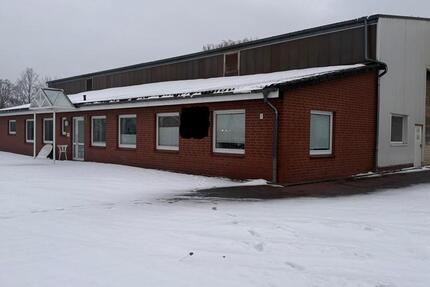 Gewerbehalle Produktions-Lagerhalle mit Büro zimmer