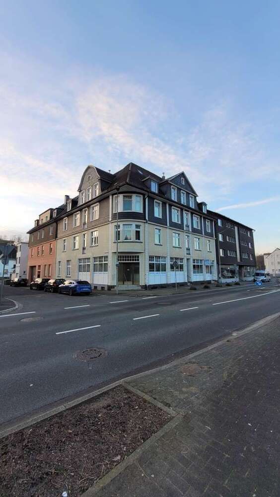 Wohnung zum Mieten in Gummersbach 520 € 80.16 m²