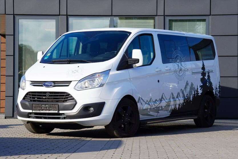 Ford Tourneo Custom 116.800 km 25.980 € Korschenbroich 41352