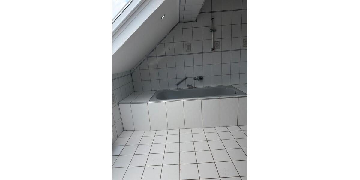 Maisonettenwohnung Badem - 5 Zimmer, 135 m&sup2;, 1.000&euro; | Angebot:26393838