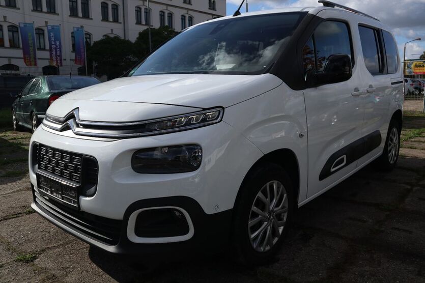 Citroen Berlingo 135.000 km 13.900 € Dresden 01237