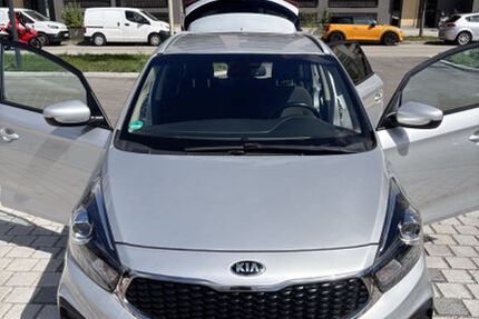 Kia Carens 86.738 km 11.990 &euro; München 80637
