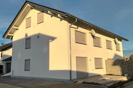 Haus Osterhofen - 6 Zimmer, 175 m&sup2;, 1.350&euro; | Angebot:26399730