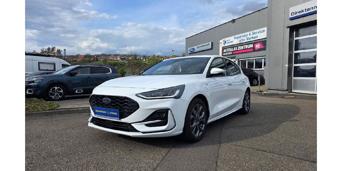 Ford Focus 17.200 km 21.490 &euro; Neudenau 74861