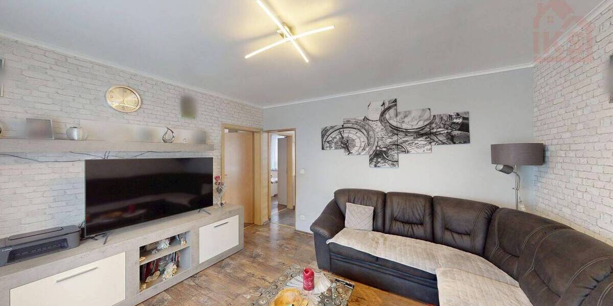 Reihenmittelhaus Schiffweiler Heiligenwald - 8 Zimmer, 145 m&sup2;, 229.000&euro; | Angebot:26908864