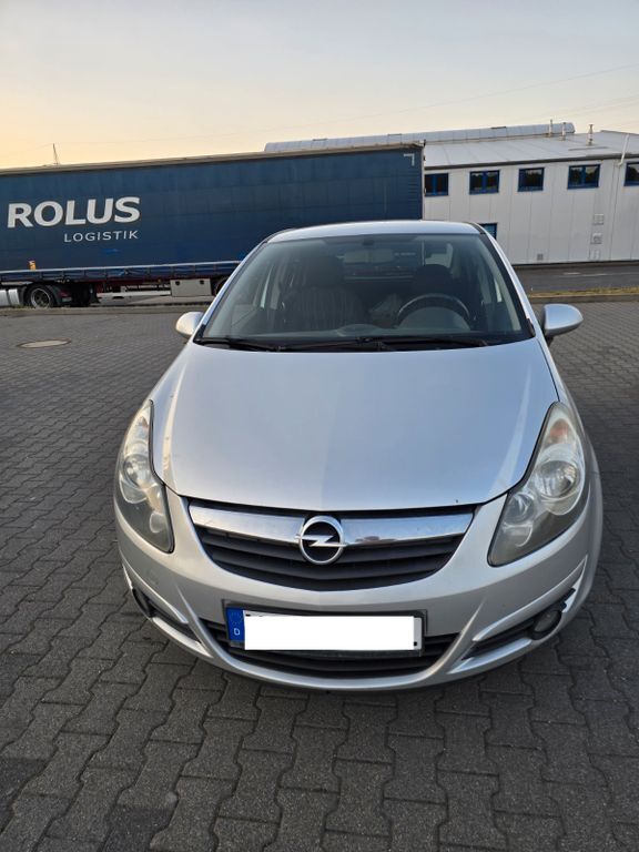 Opel Corsa 265.000 km 1.400 € Selters 56242