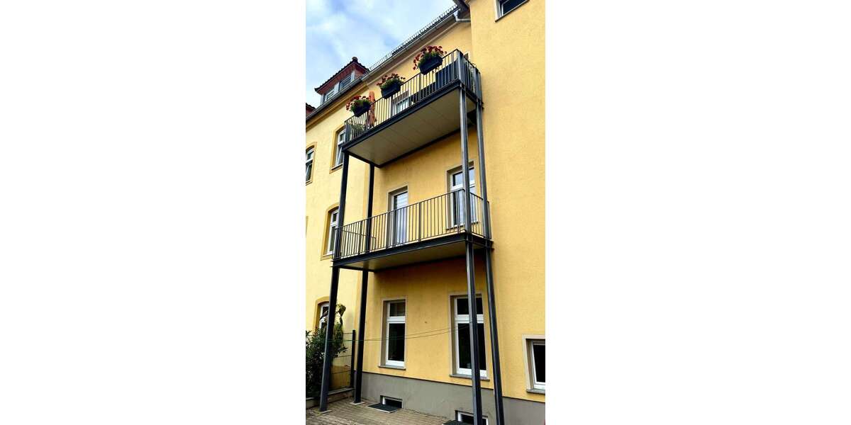 Kapitalanlage mit 5,5% Bruttomietrendite - MFH in Riesa mit sechs Wohn- und zwei Gewerbeeinheiten! - Mehrfamilienhaus, Wohnhaus Riesa Neuweida | Angebot:25294296