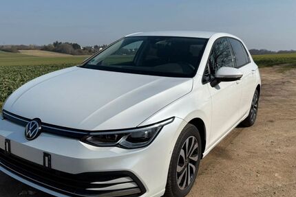 VW Golf 52.500 km 22.999 &euro; Bad Münder 31848