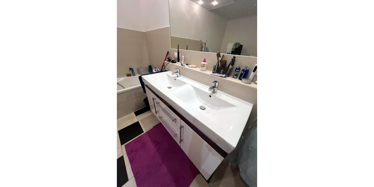Etagenwohnung Würzburg Heuchelhof - 4 Zimmer, 107 m&sup2;, 320.000&euro; | Angebot:27243404
