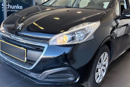 Peugeot 208 120.763 km 3.399 &euro; Bingen 55411