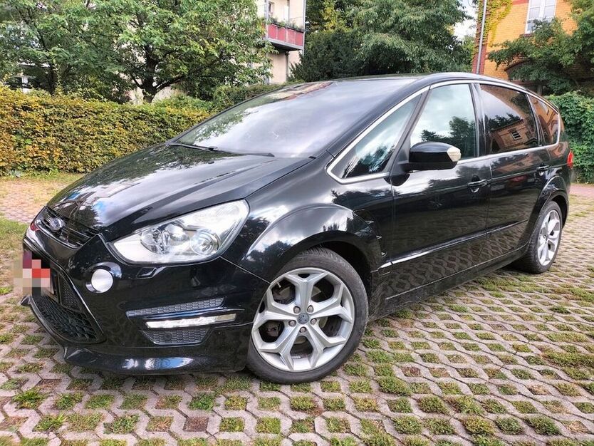 S-Max